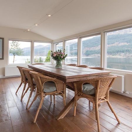 Rossmay House - 4 Bedroom Scottish Villa With Waterfront / Mountain Views Arrochar Bagian luar foto